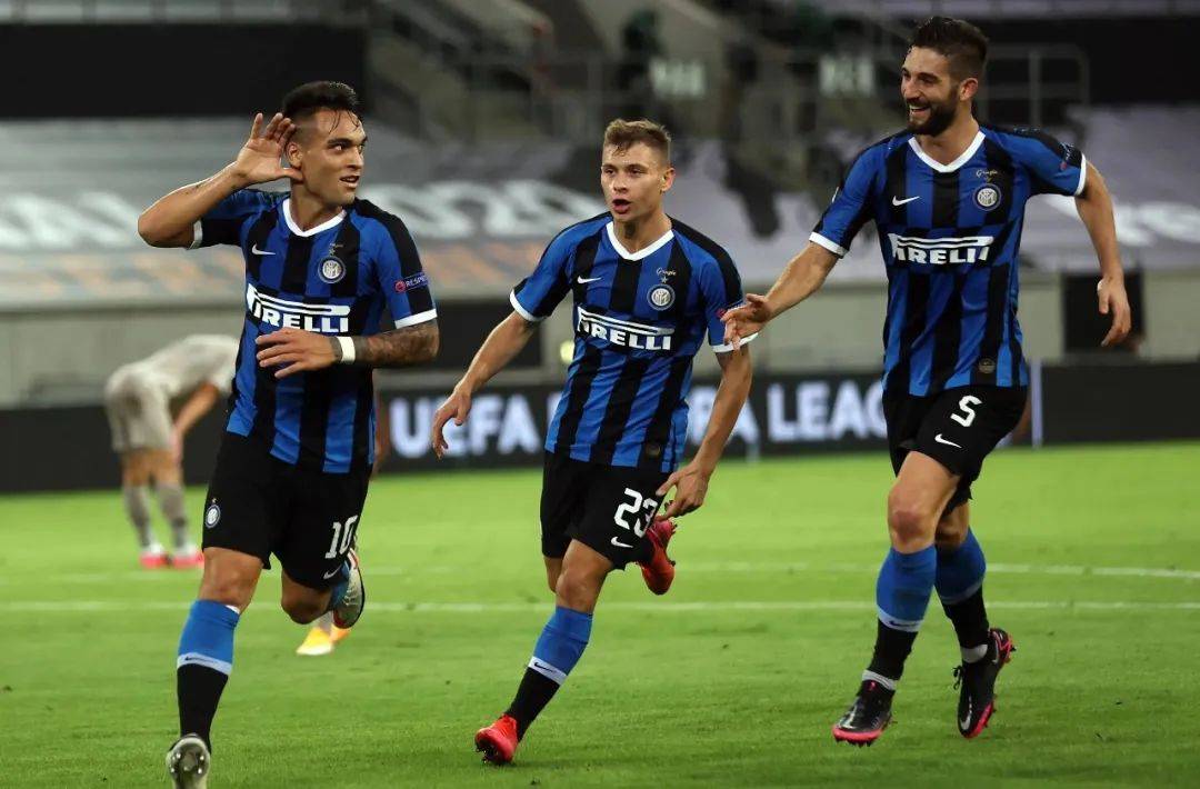 精湛球技还 精湛球技还